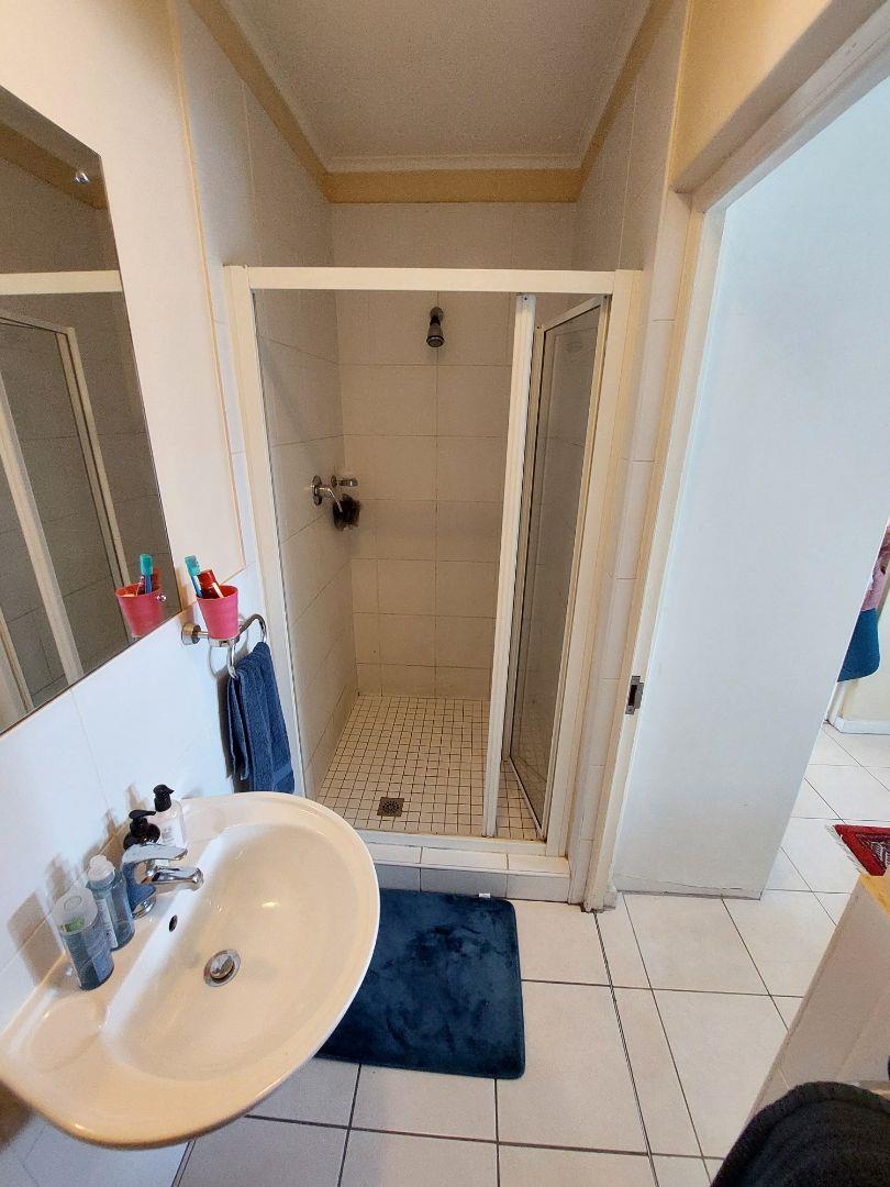 To Let 1 Bedroom Property for Rent in Mowbray Western Cape